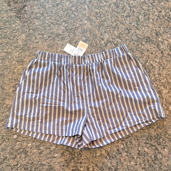 Cotton On Striped Blue and tan Women's Shorts NWT 10 - Picture 1 of 8